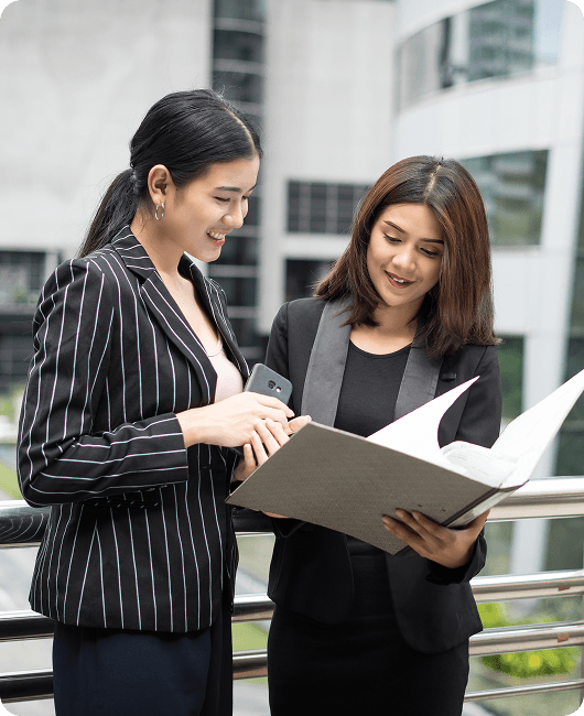 Financial Experts